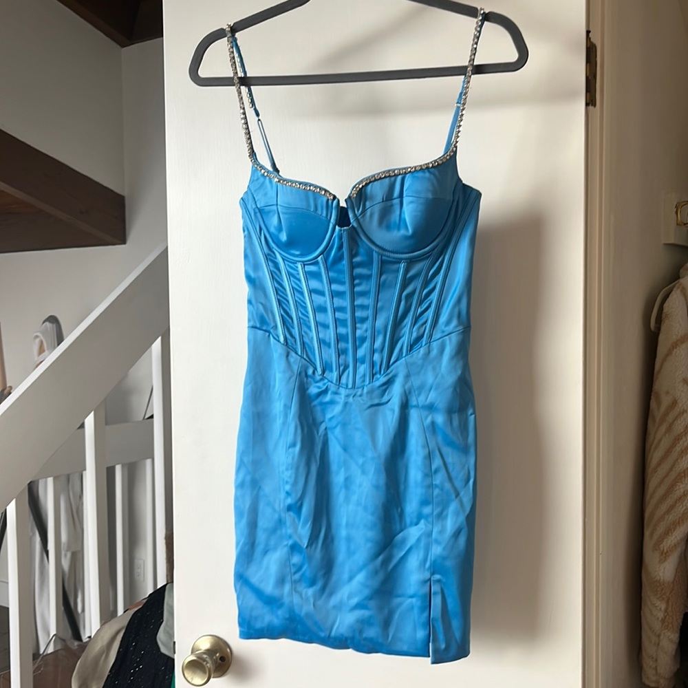 Blue dress 4